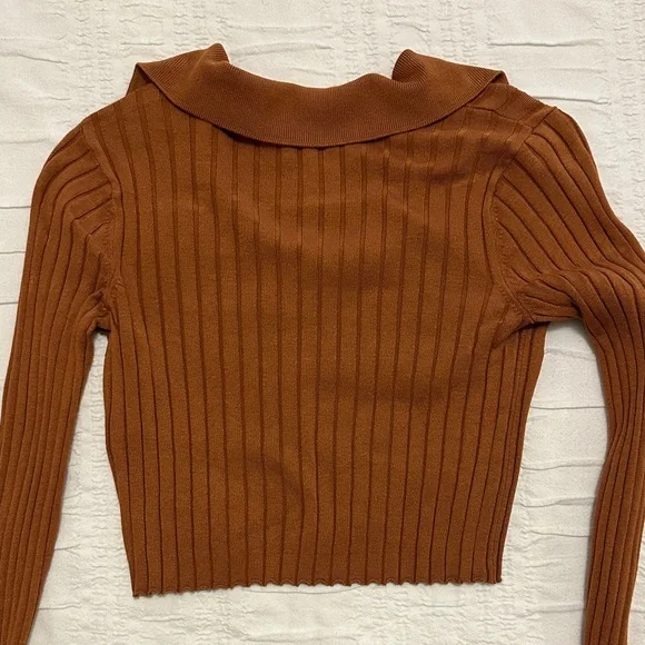 Garage Ribbed Crop Top - Picture 4 of 5